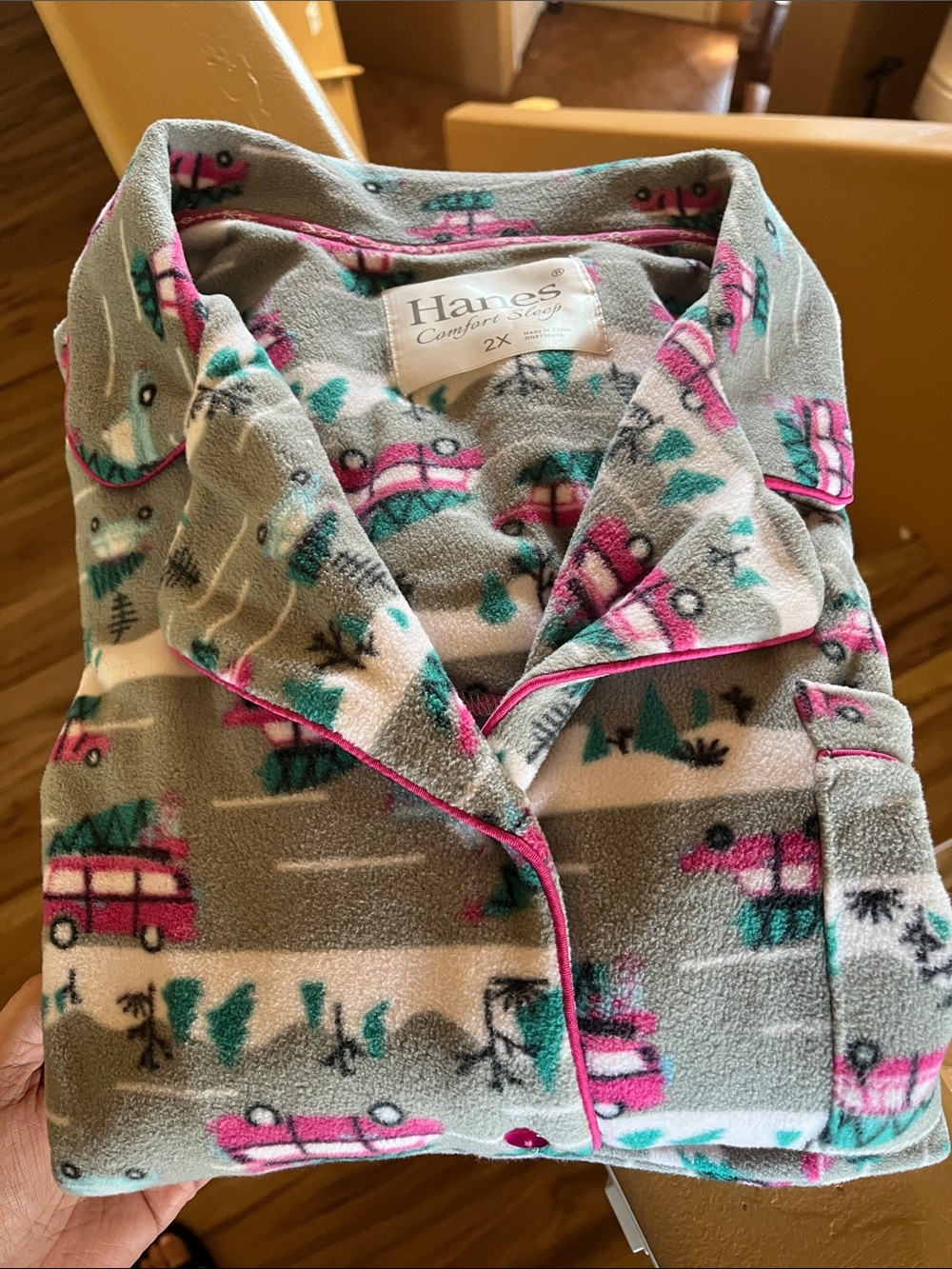 EUC: Hanes Comfort Sleep Pajama Set, 2x but very flexible